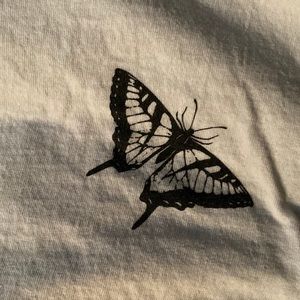 Neon riot Black and white butterfly T-shirt size medium